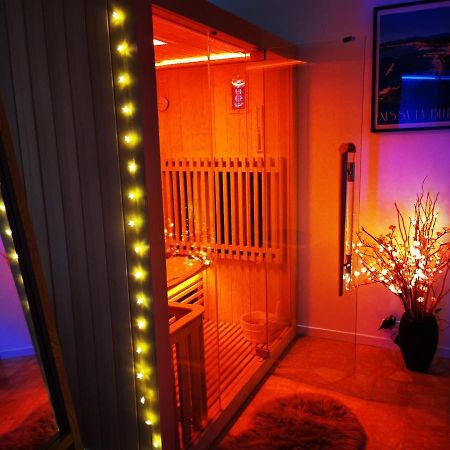 Spabyelleetlui Spa Rouge Ou Bleu Mouscron Dış mekan fotoğraf